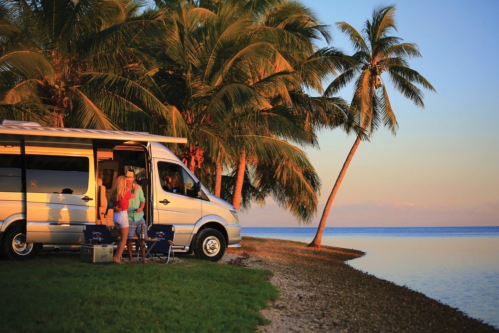 tommy bahama new tourist van