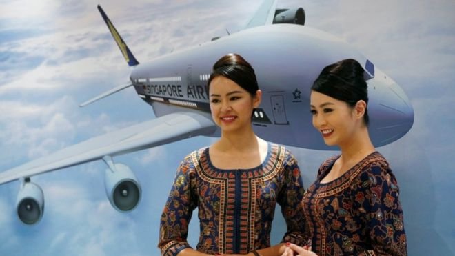 Singapore Airlines decorates its Planes Interior