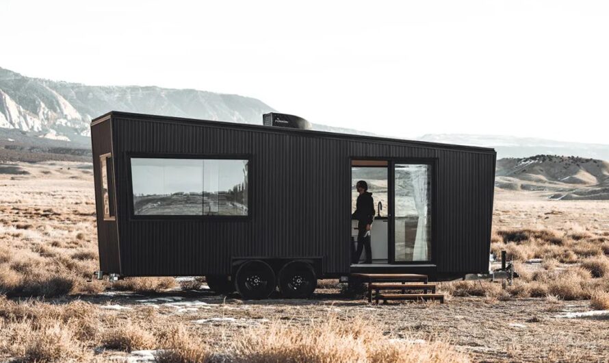 Quatro tiny house features Lot of Flexibility into a Small Space