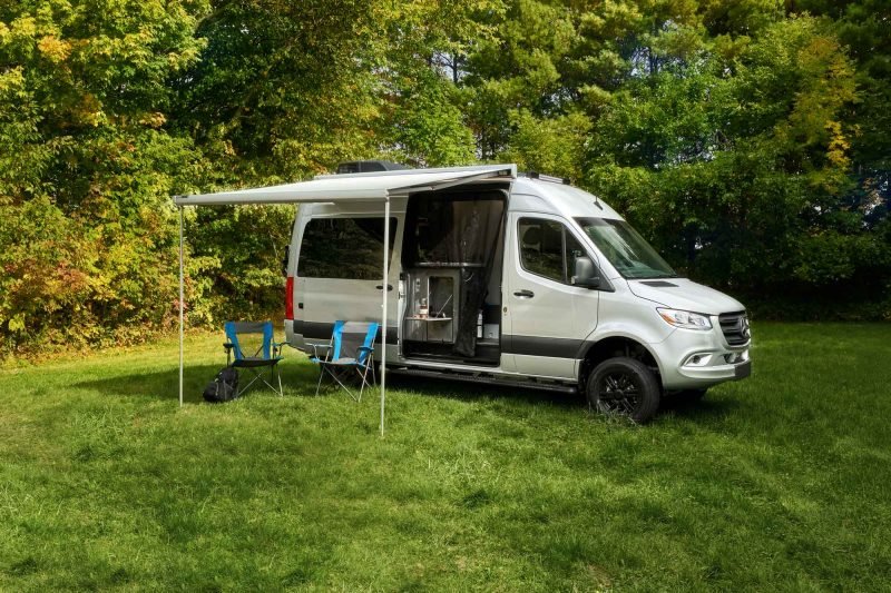 Sanctuary-Paint-IridiumSilver Camper Van