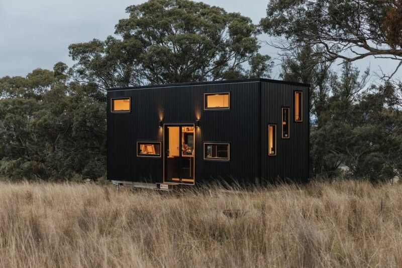 Hartley Tiny House: Compact Design Perfect for a Family of Four