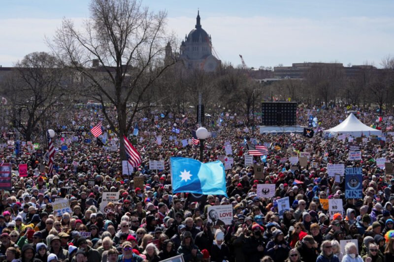 No Kings Protests 2026: Massive Nationwide Rallies & Stunning Minnesota Photos