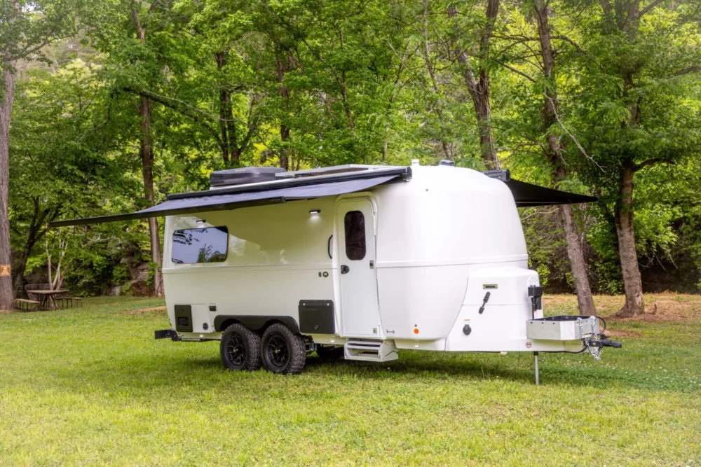 Oliver Apex X23 Review: Best Off-Grid Fiberglass Travel Trailer for Boondocking in 2026